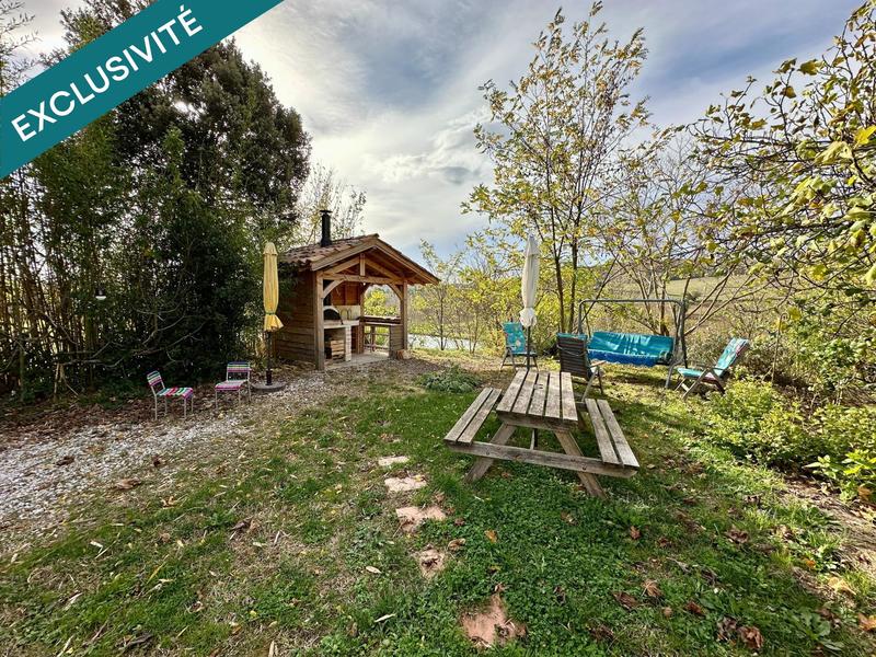 Maison - 271 m² - 9 pièces