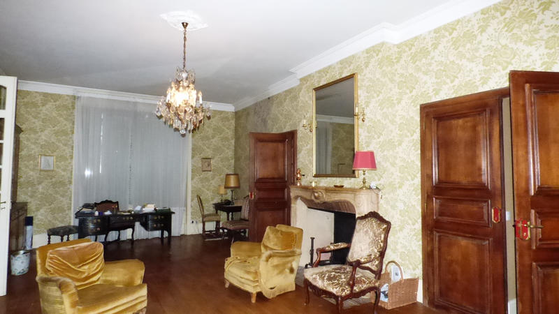 Propriété - 373 m² - 15 pièces