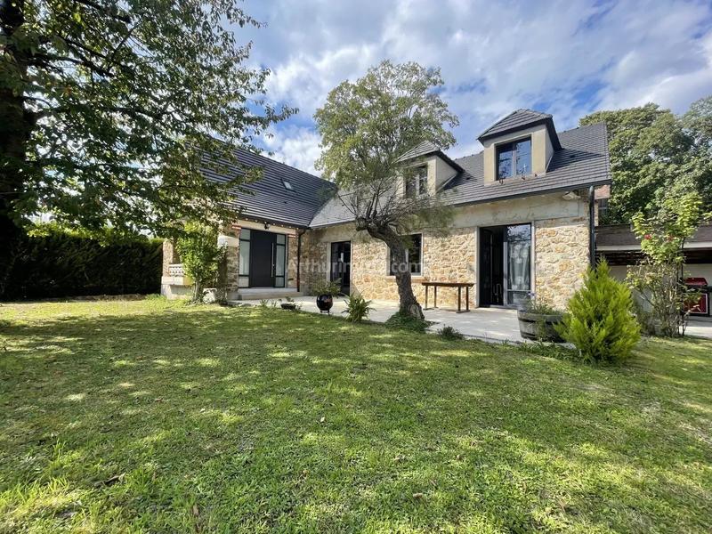 Maison - 151 m² - 7 pièces