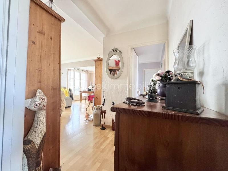 Appartement - 70 m² - 3 pièces