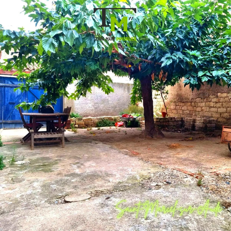 Maison - 240 m² - 5 pièces