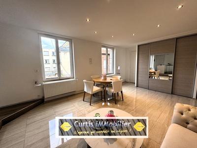 Appartement - 94 m² - 4 pièces
