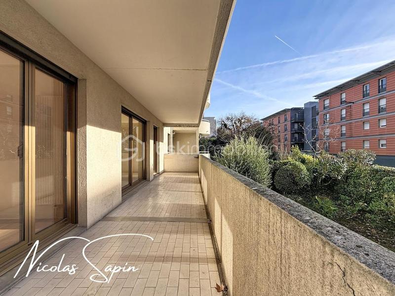 Appartement - 84 m² - 3 pièces