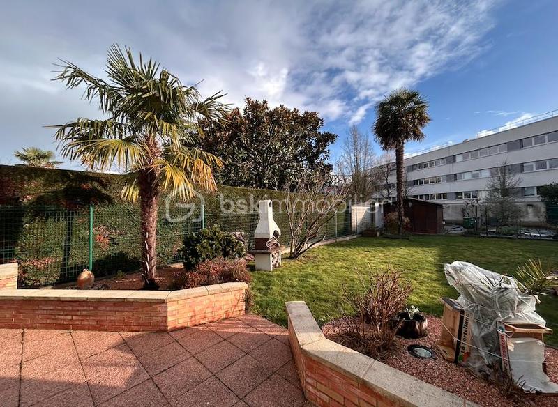 Maison - 168 m² - 8 pièces