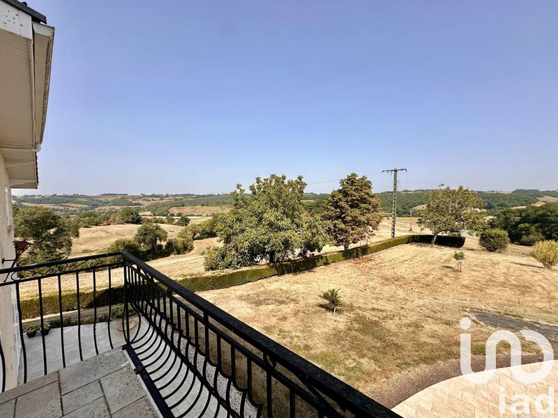 Maison de campagne - 300 m² - 9 pièces