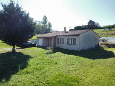 Propriété - 90 m² - 4 pièces