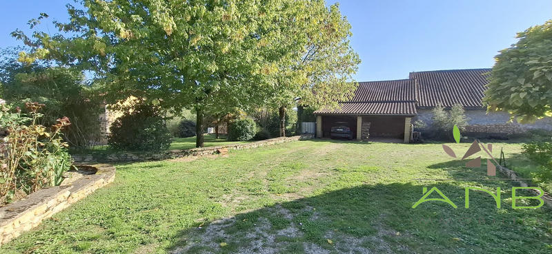 Maison - 263 m² - 10 pièces