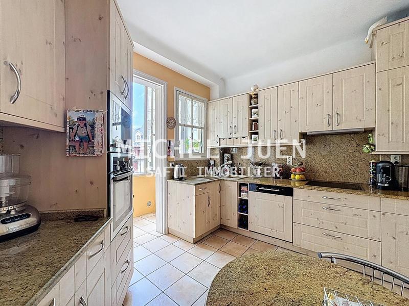 Appartement - 107 m² - 5 pièces