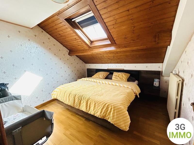 Maison jumelée - 115 m² - 6 pièces