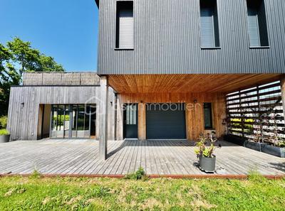 Maison - 136 m² - 6 pièces