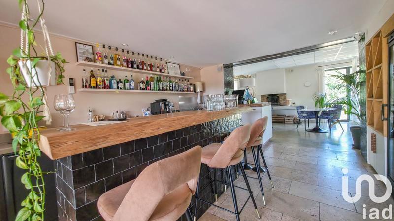 Maison - 265 m² - 5 pièces