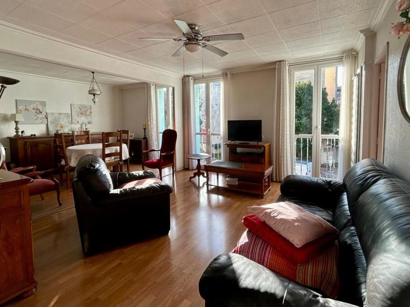 Appartement - 75 m² - 4 pièces