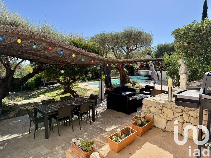 Maison - 161 m² - 5 pièces