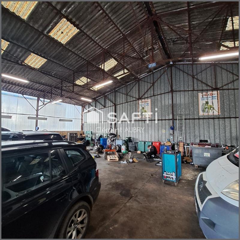 Local commercial - 9 pièces