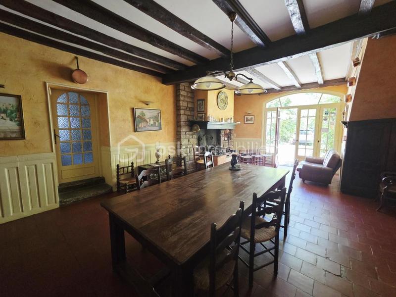 Propriété - 500 m² - 21 pièces