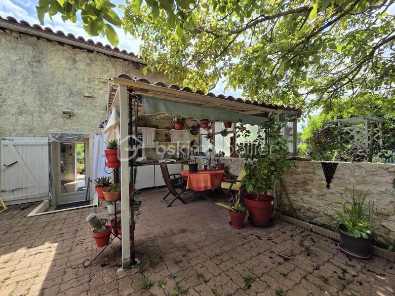 Maison ancienne - 223 m² - 6 pièces