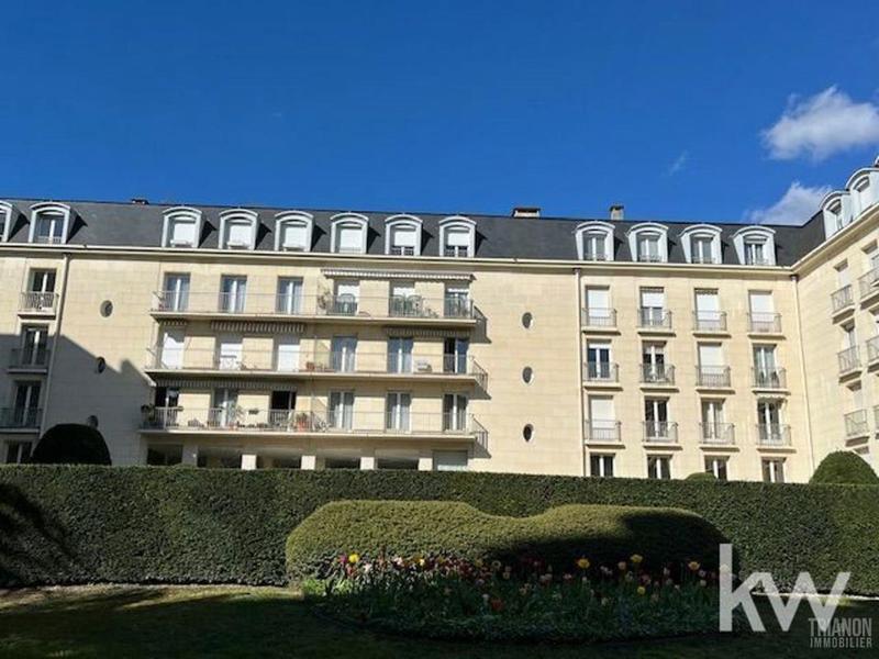 Appartement - 147 m² - 7 pièces