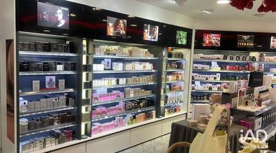 Local commercial - 102 m²