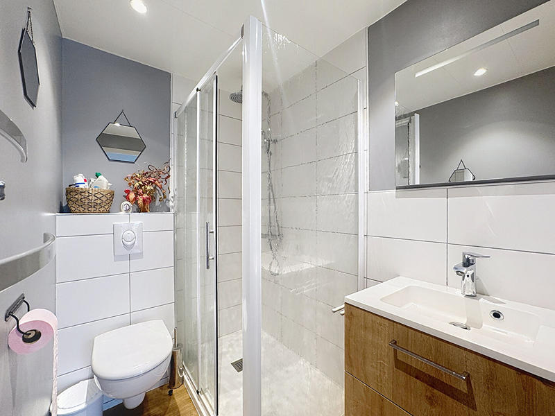 Maison - 150 m² - 8 pièces