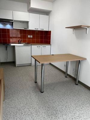 Studio - 20 m² - 1 pièce