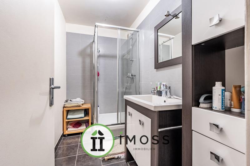 Appartement - 80 m² - 4 pièces