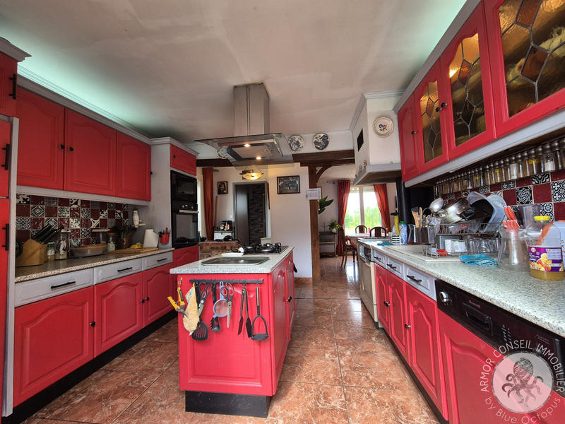 Maison - 162 m² - 7 pièces