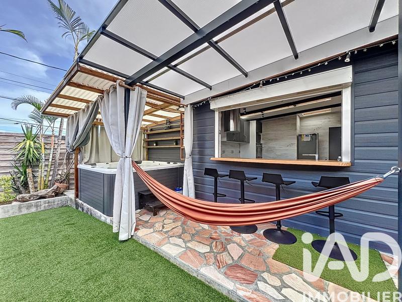 Maison - 200 m² - 7 pièces