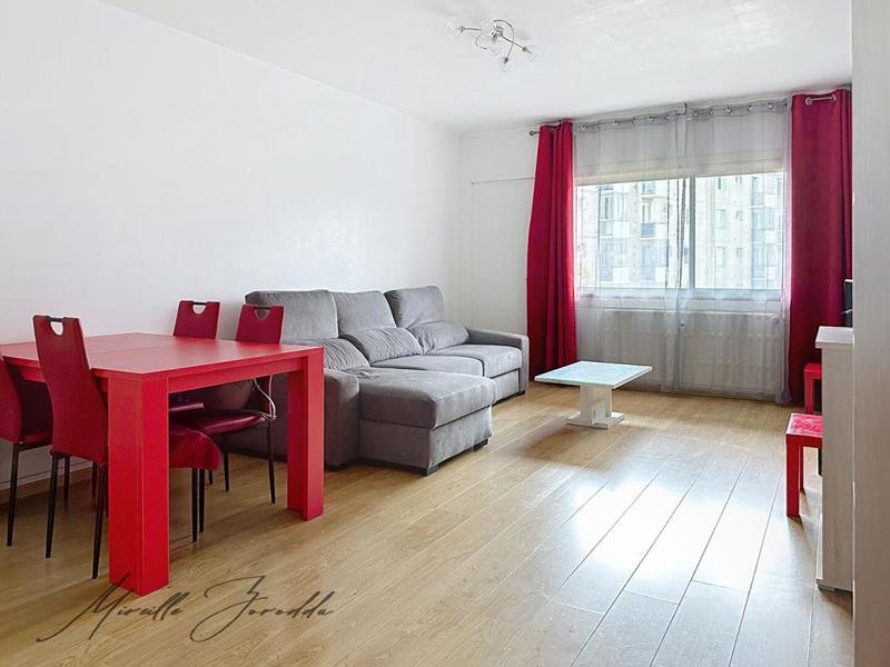 Appartement - 64 m² - 3 pièces