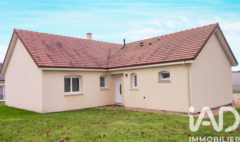 Maison - 100 m² - 5 pièces