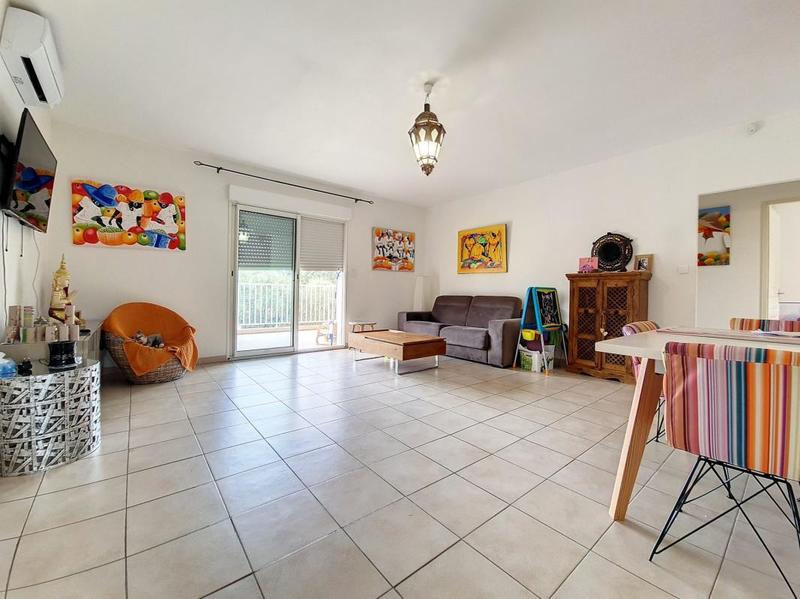 Appartement - 81 m² - 3 pièces