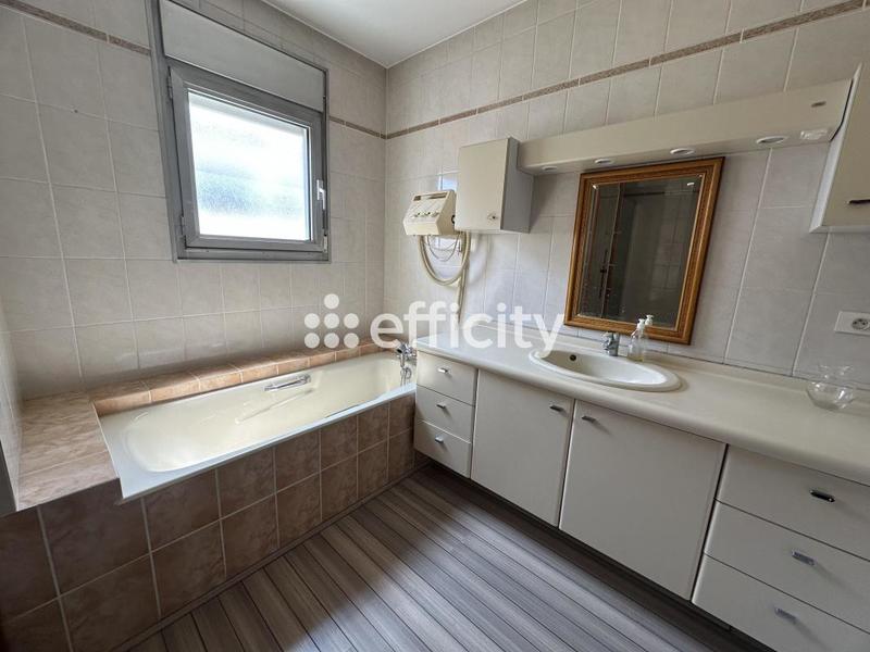 Appartement - 113 m² - 4 pièces