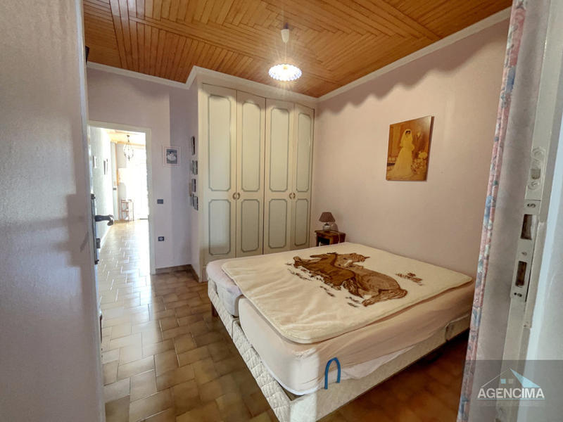 Maison - 184 m² - 7 pièces