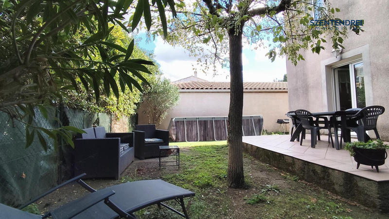 Maison traditionnelle - 98 m² - 4 pièces