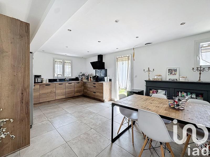 Maison - 120 m² - 4 pièces