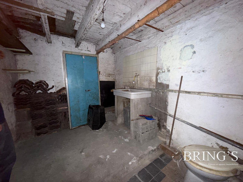 Parking / Garage - 8 m²