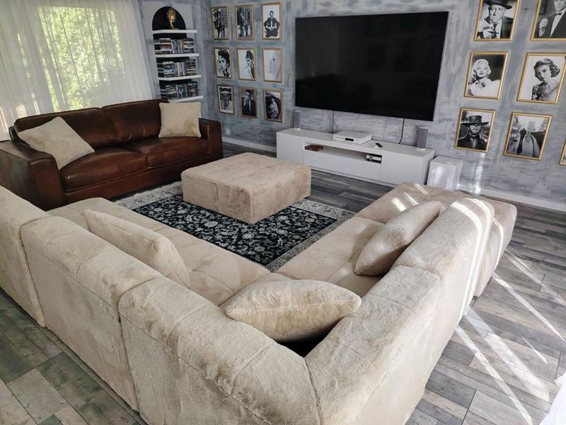 Maison - 210 m² - 9 pièces