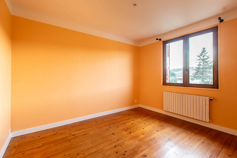 Maison - 64 m² - 4 pièces