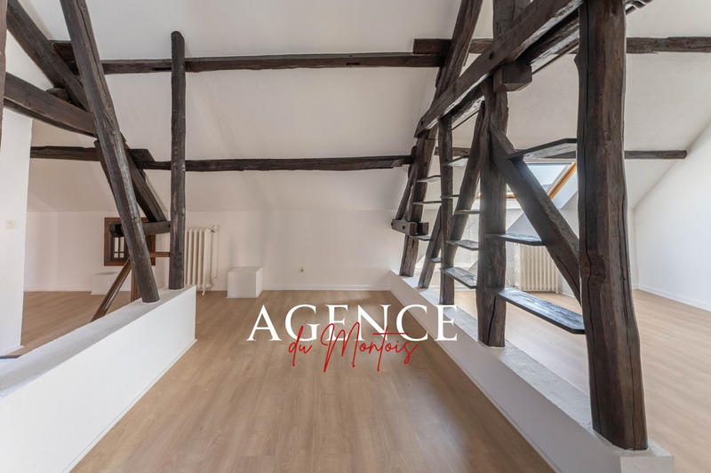 Maison - 175 m² - 6 pièces