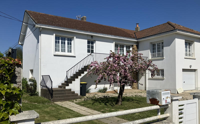 Maison - 120 m² - 5 pièces