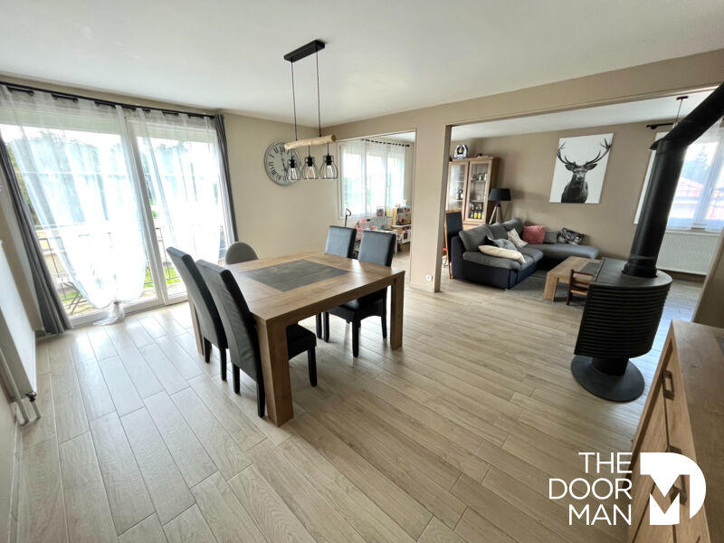 Maison - 123 m² - 5 pièces