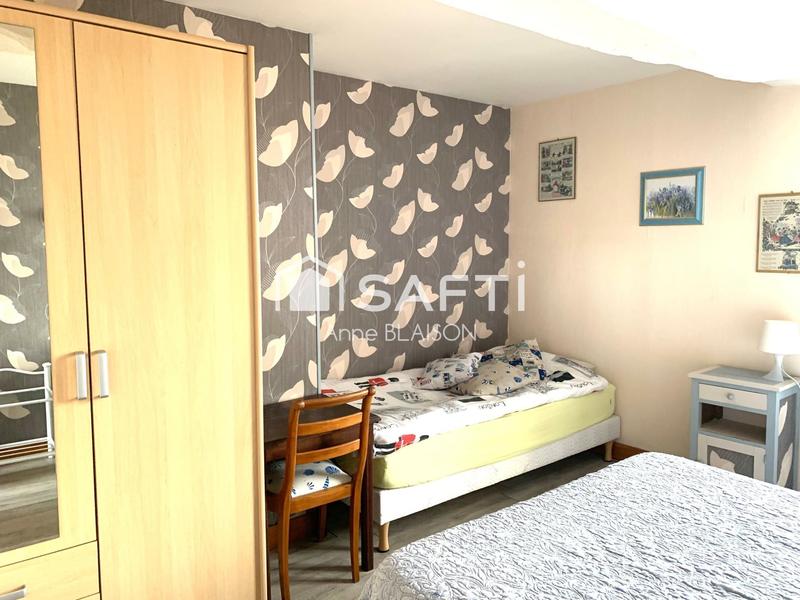 Maison - 209 m² - 7 pièces