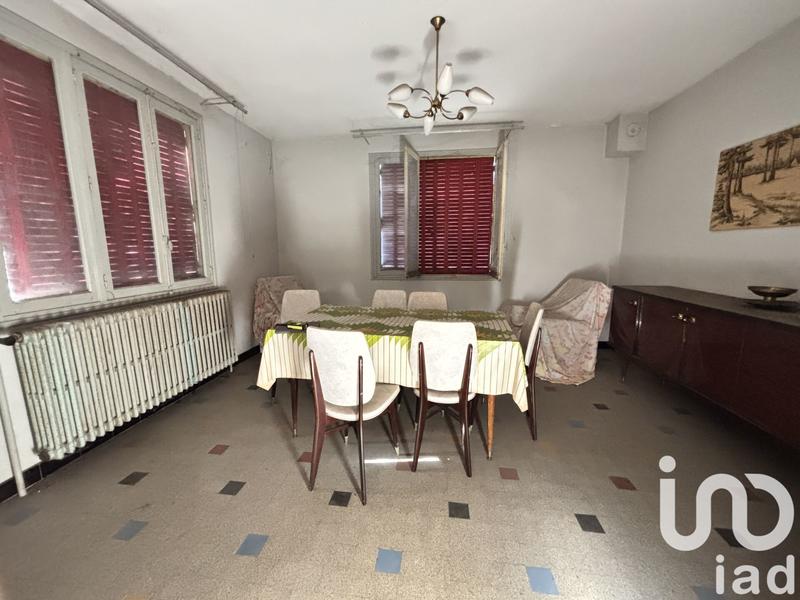 Maison - 96 m² - 6 pièces