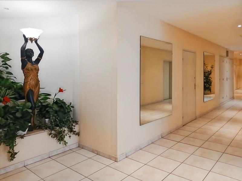 Studio - 30 m² - 1 pièce