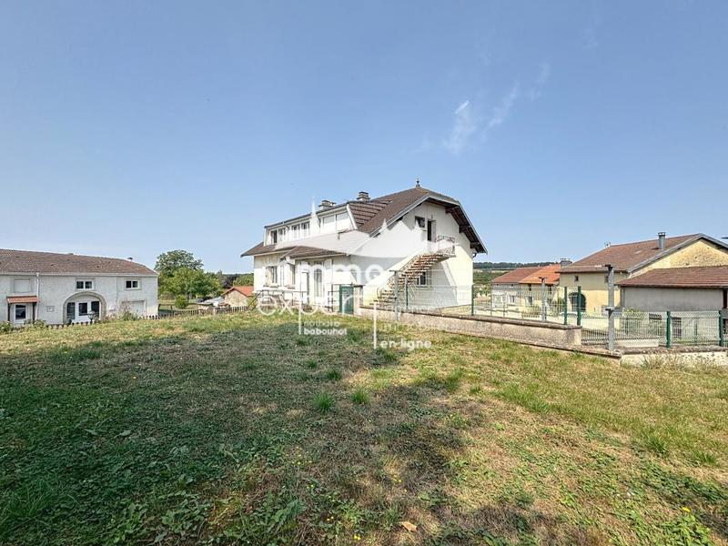 Maison de village - 244 m² - 8 pièces