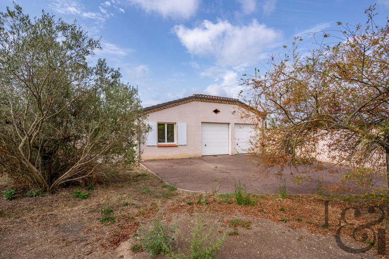 Maison - 170 m² - 9 pièces