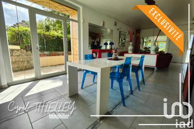 Maison - 200 m² - 6 pièces