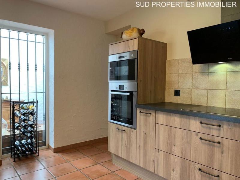 Mas - 214 m² - 8 pièces