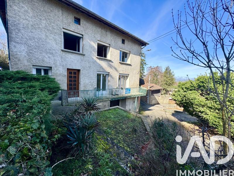 Maison de village - 98 m² - 7 pièces