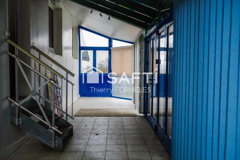 Local commercial - 1 500 m² - 15 pièces