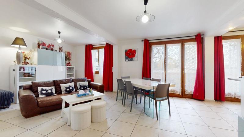 Appartement - 81 m² - 4 pièces